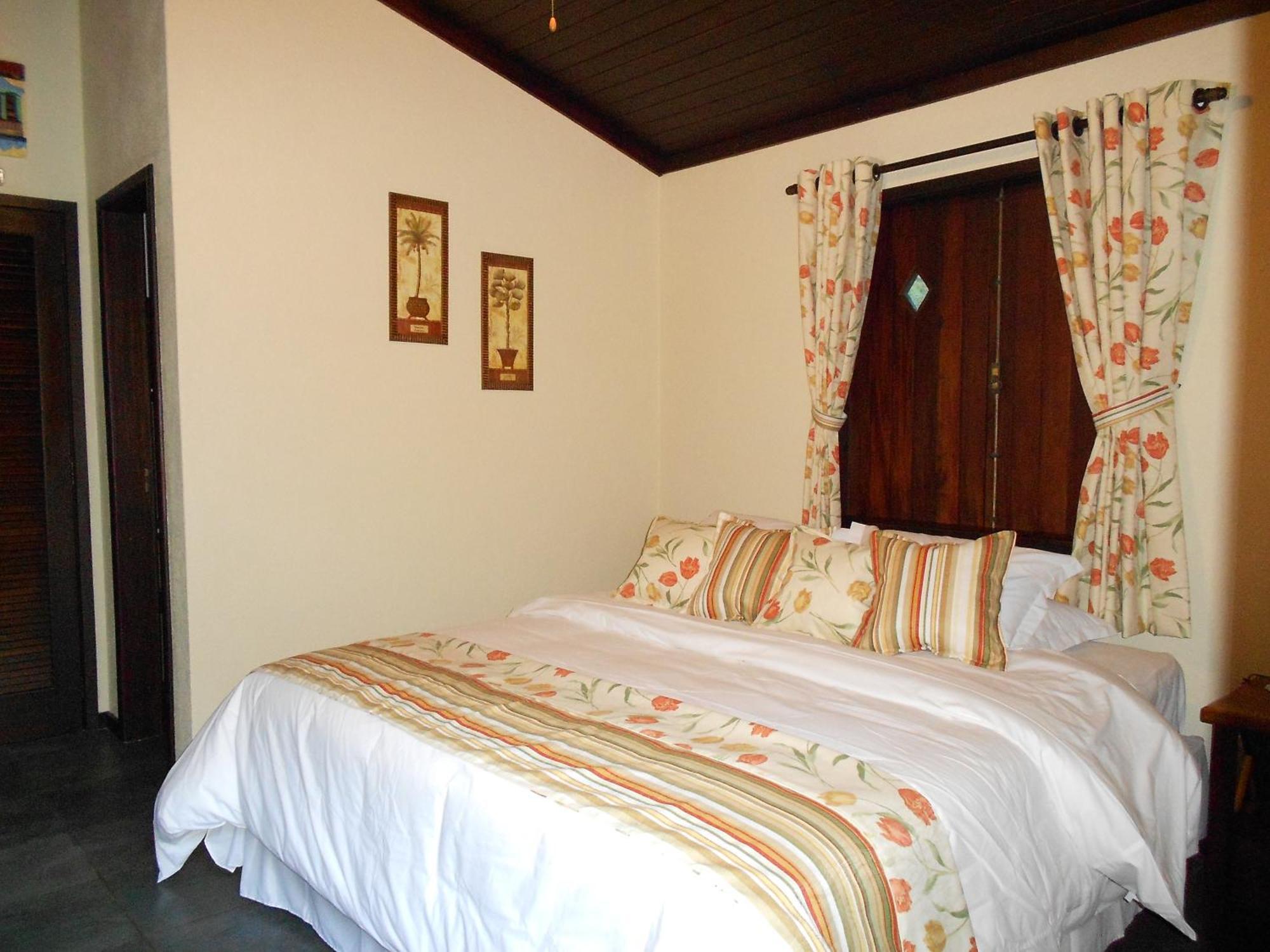 Country Ville Hotel Терезополіс Номер фото